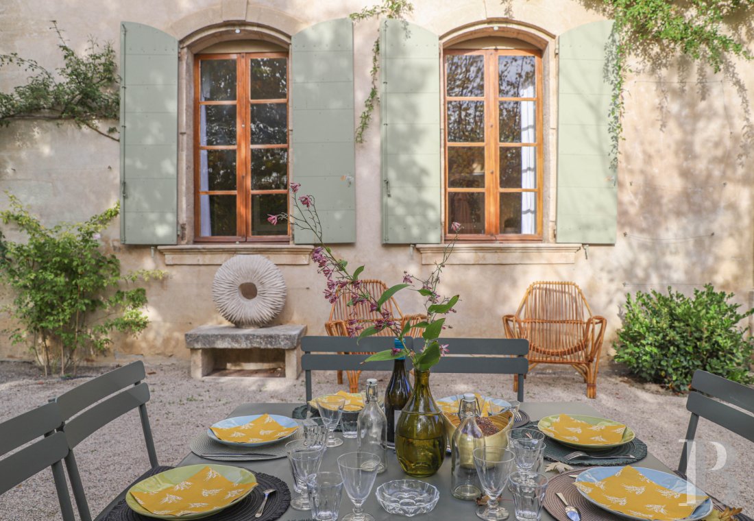 A traditional yet bold village house in the Alpes-de-Haute-Provence, to the south of Forcalquier - photo  n°48